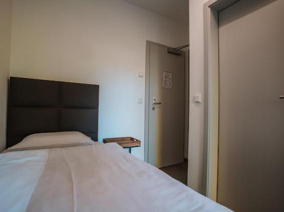 Aparthotel Mey Boardinghouse Bielefeld Esterno foto